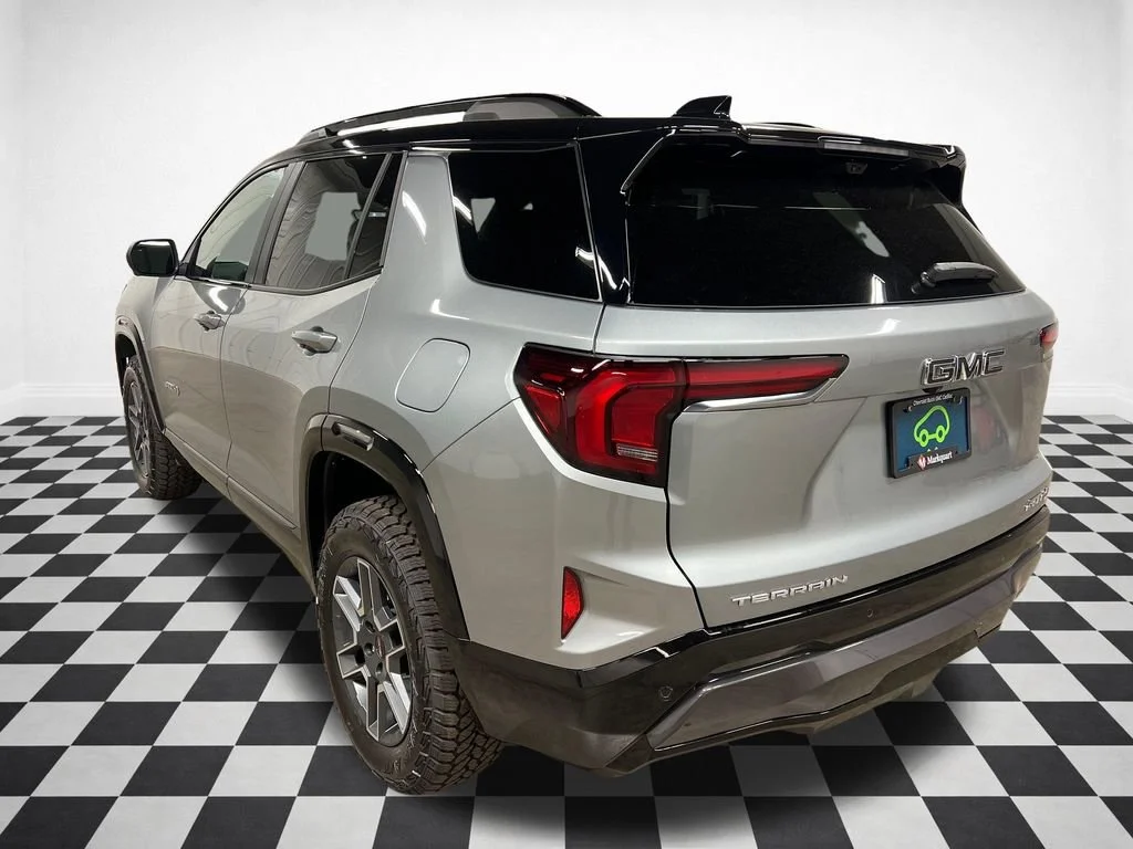 2026 GMC Terrain AT4 - Photo 7