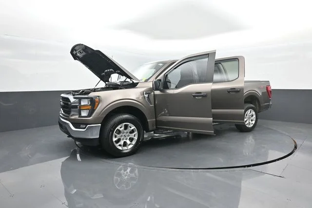 Certified Used 2023 Stone Gray Metallic Ford XLT image 34