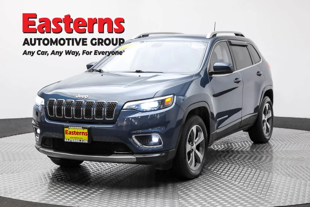 Used 2020 Blue Jeep Limited image 1