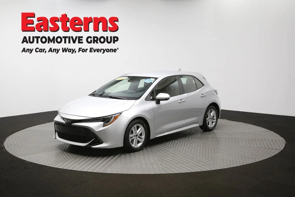 Used 2021 Silver Toyota SE image 51
