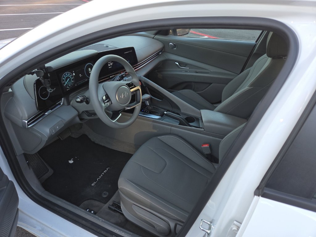 Certified Used 2024 White Hyundai SEL image 10