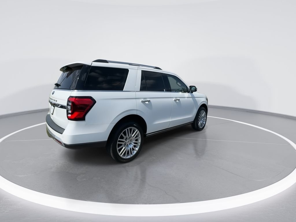 Used 2024 White Ford Limited image 8