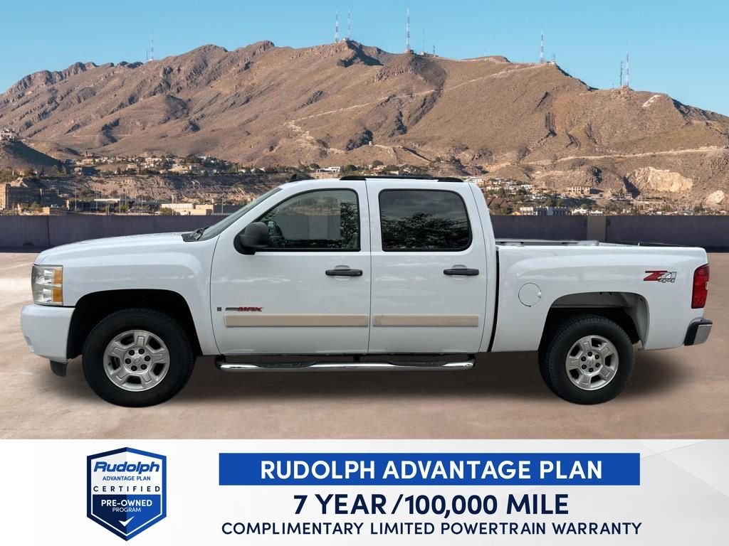Used 2007 White Chevrolet LT image 3