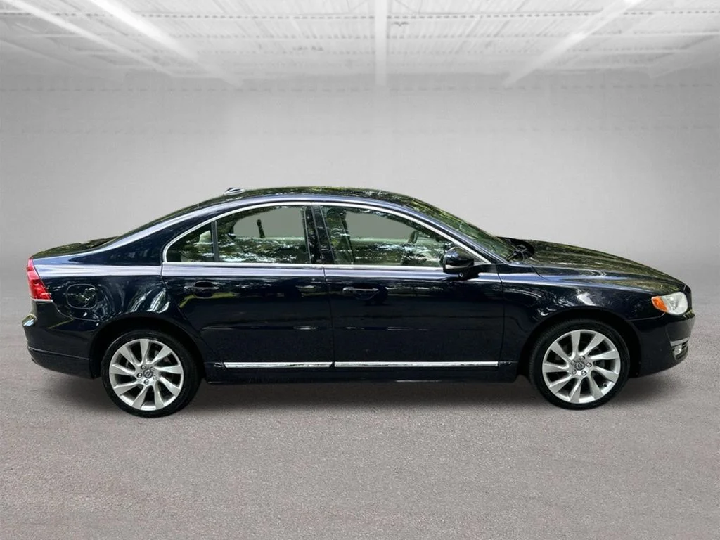 Used 2015 Blue Volvo T6 Platinum image 6