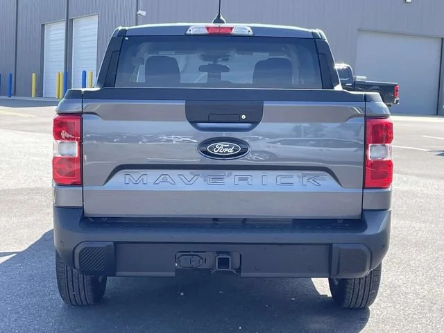 New 2026 Carbonized Gray Metallic Ford XLT image 34