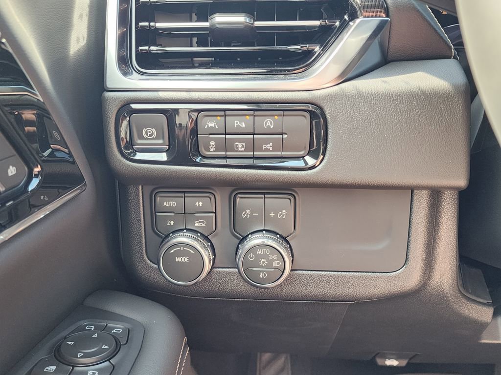 2026 GMC Yukon Elevation - Photo 17