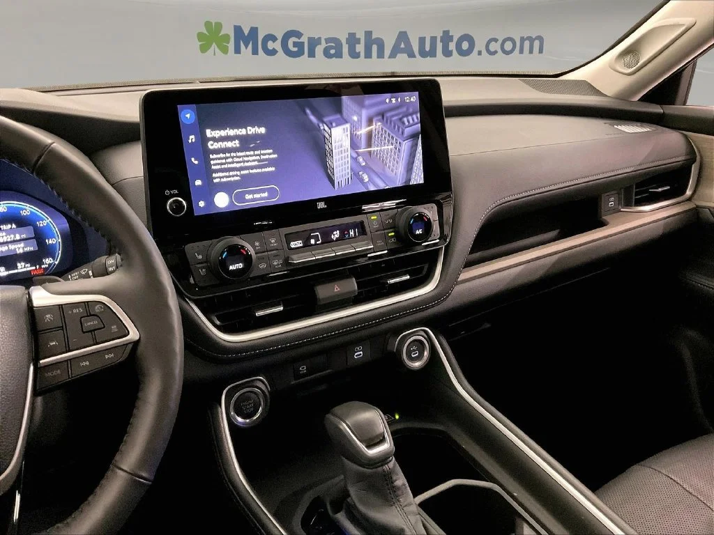 Certified Used 2025 Black Toyota Platinum image 9
