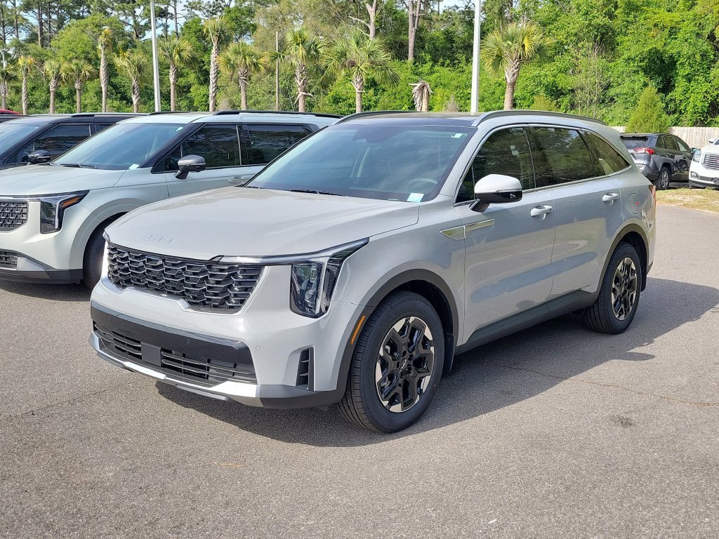 New 2026 Wolf Gray Kia S image 3