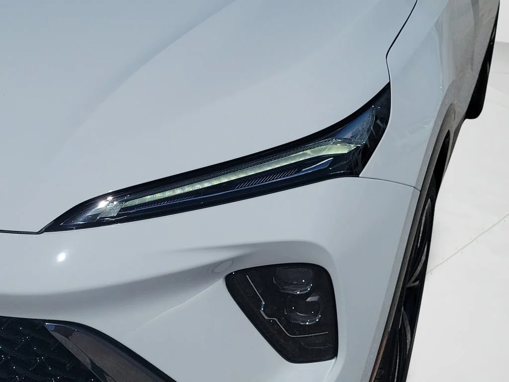 New 2026 Summit White Buick Sport Touring image 24