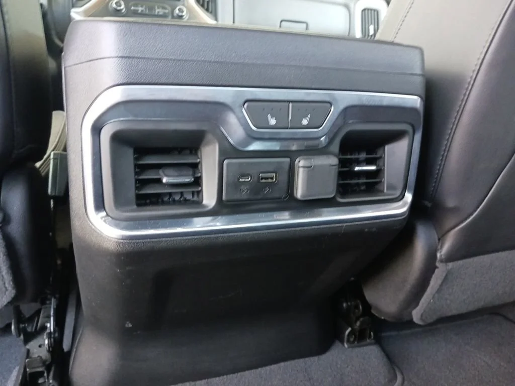 Used 2020 Shadow Gray Metallic Chevrolet High Country image 15