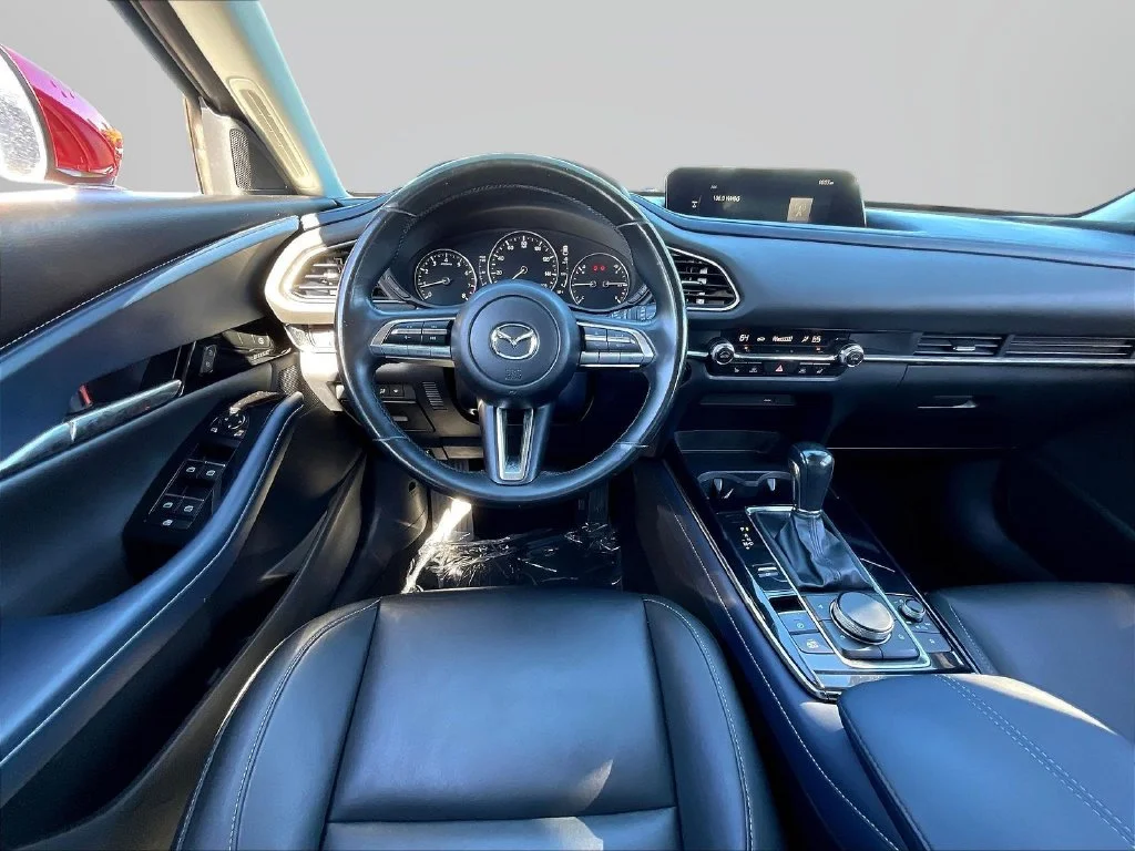 Used 2020 Red Mazda Preferred image 8