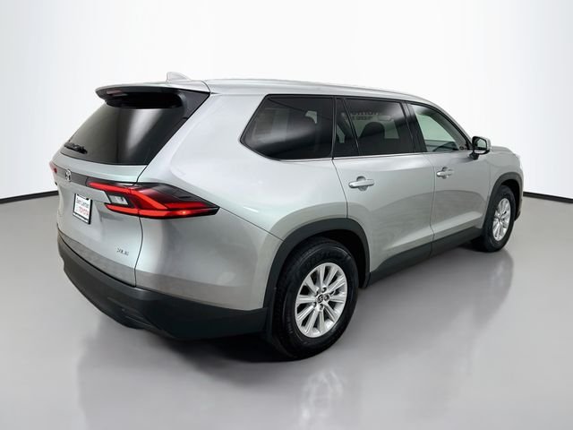 Used 2026 Silver Toyota XLE image 7