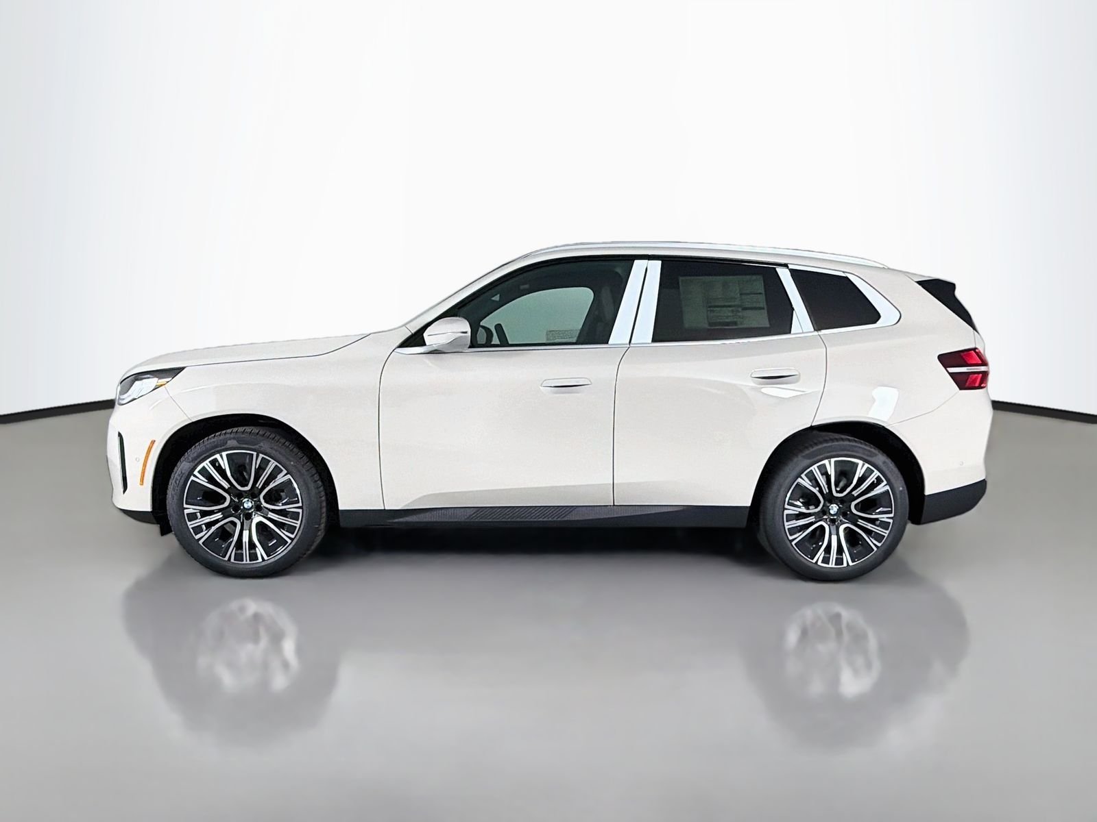 New 2026 Dune Grey Metallic BMW 30 xDrive image 4