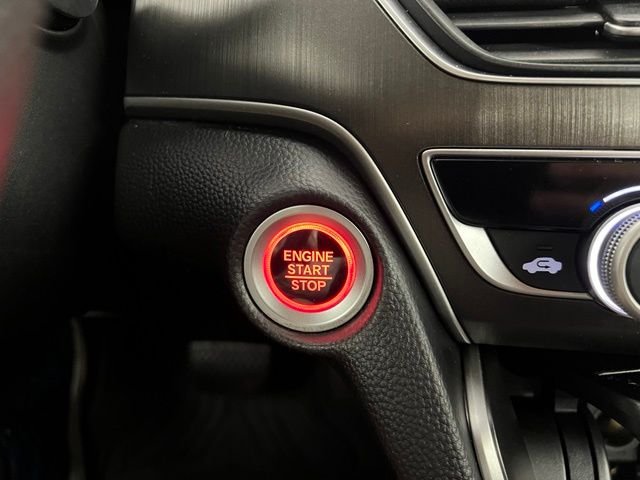 Used 2018 Black Honda LX image 26