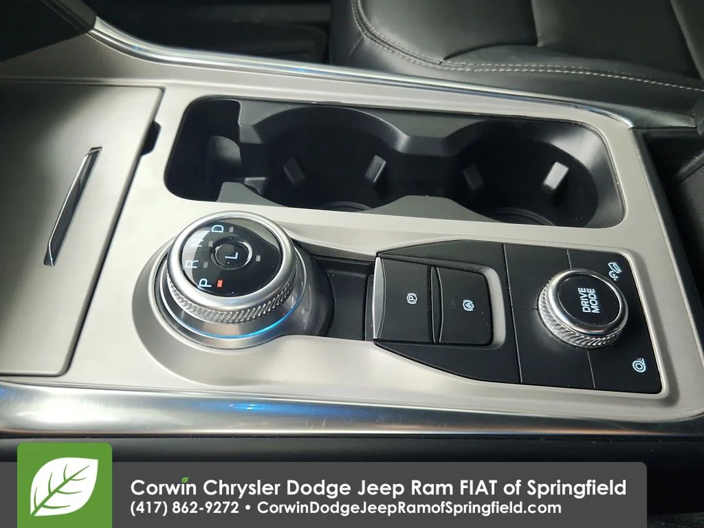 Used 2022 Gray Ford XLT image 27