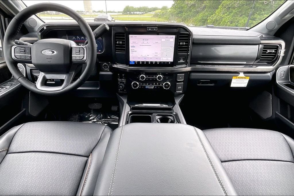 New 2026 Ford Super Duty F-250 Lariat 4D Crew Cab