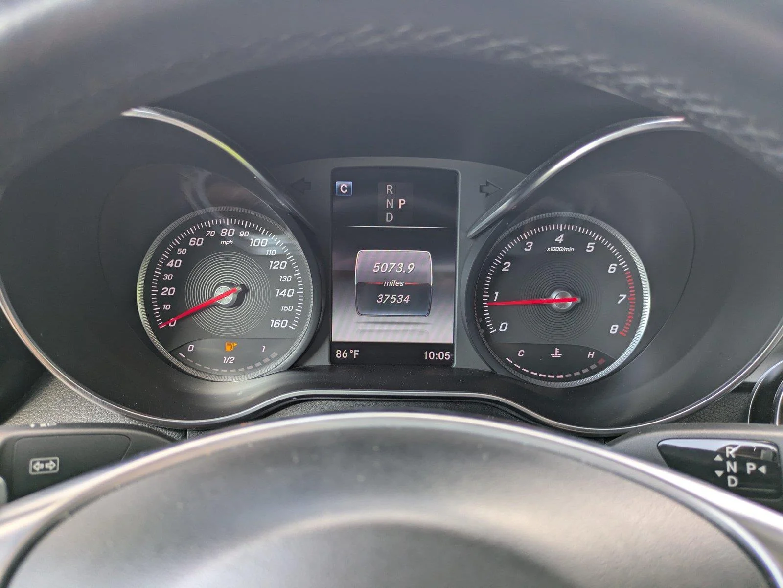 Used 2018 White Mercedes-Benz GLC 300 image 32