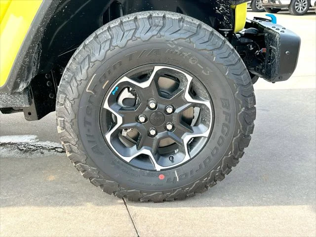New 2023 High Velocity Clear-Coat Exterior Paint Jeep Rubicon 4xe image 10