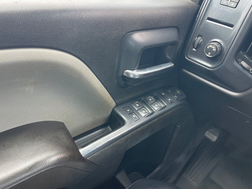 Used 2016 Summit White Chevrolet Work Truck image 10