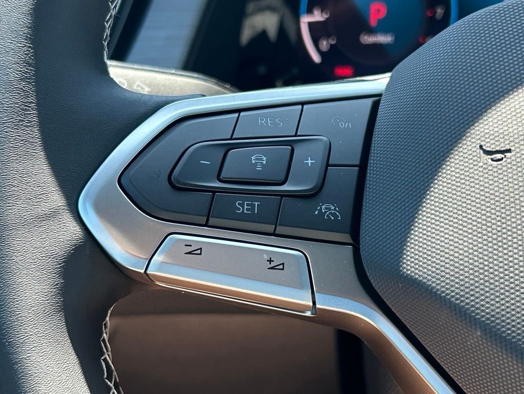 New 2026 Blue Volkswagen 2.0T SE w/Technology image 28
