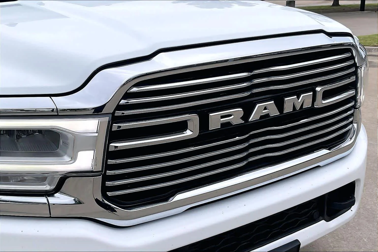 Used 2024 Bright White Clearcoat Ram Laramie image 29