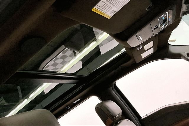 Used 2025 Agate Black Metallic Ford King Ranch image 21
