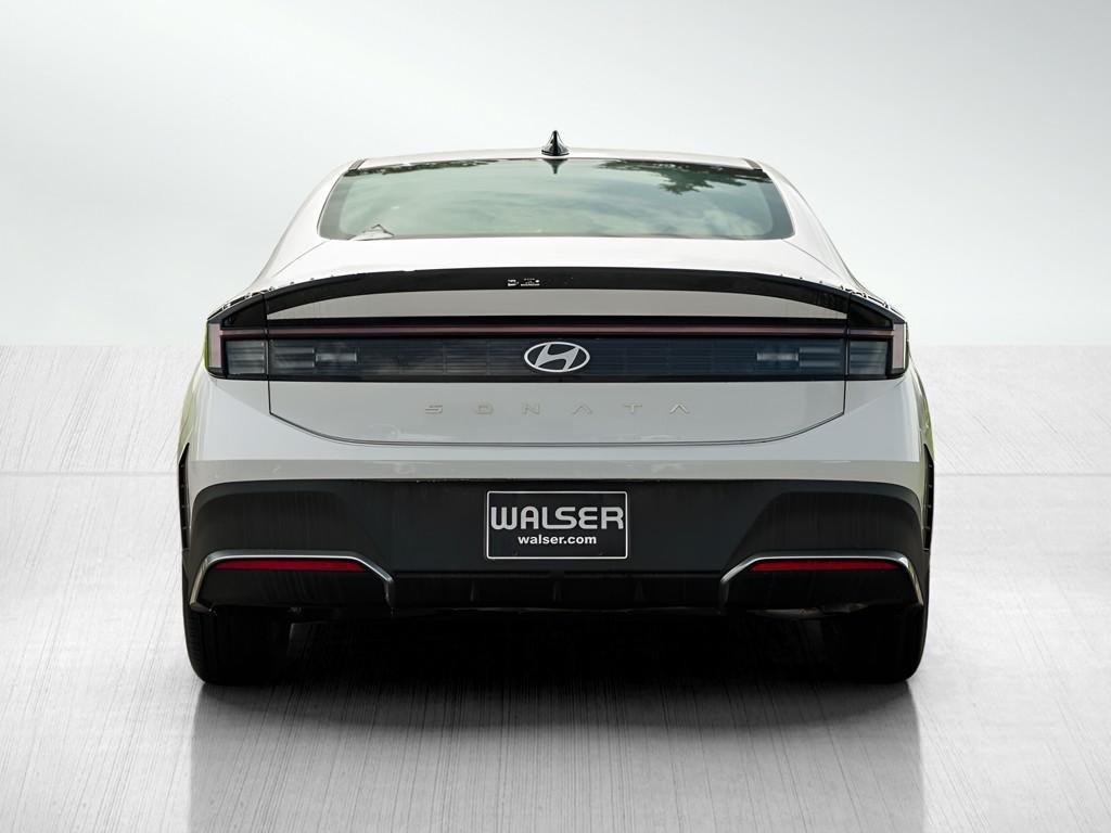 New 2026 Serenity White Hyundai SE FWD image 28