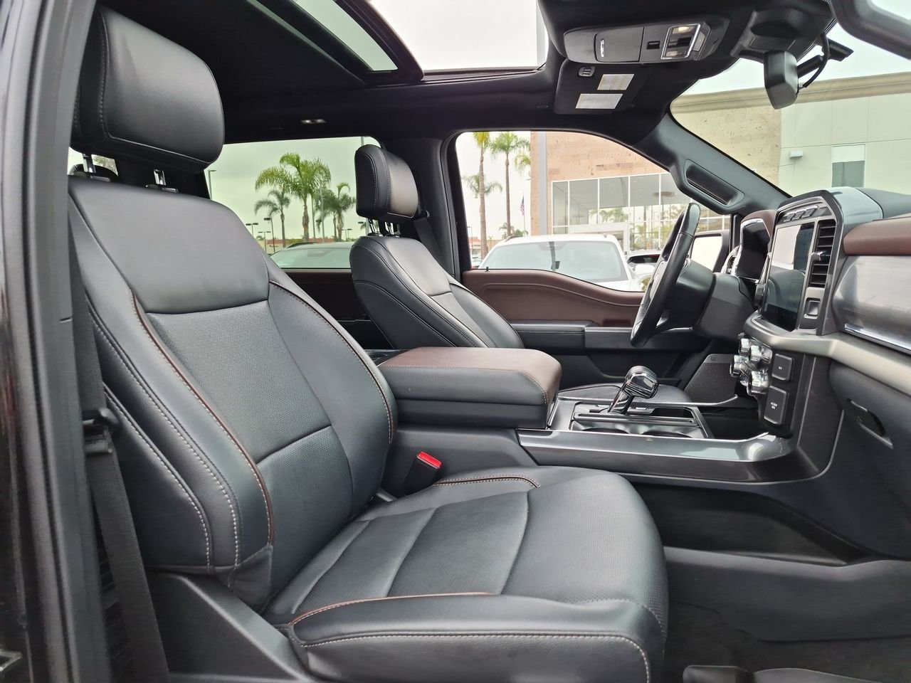 Used 2023 Black Ford Lariat image 29
