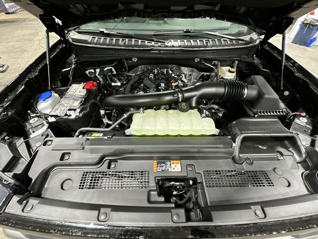 New 2026 Agate Black Metallic Ford Tremor® image 22