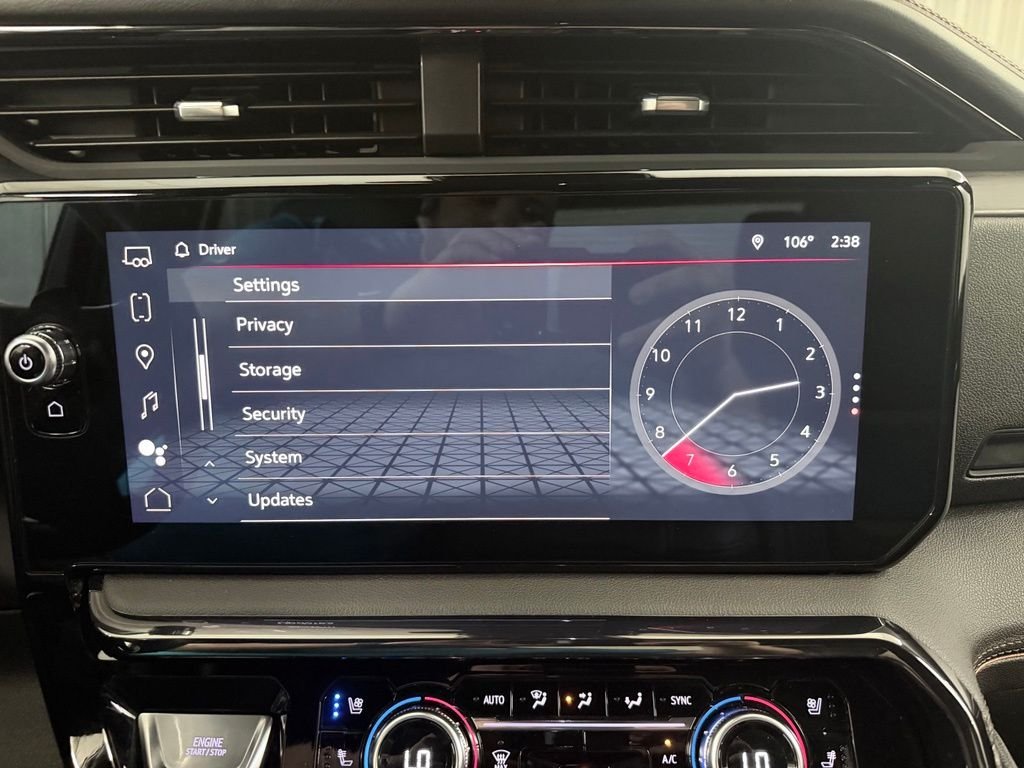 Used 2023 White GMC AT4 image 27
