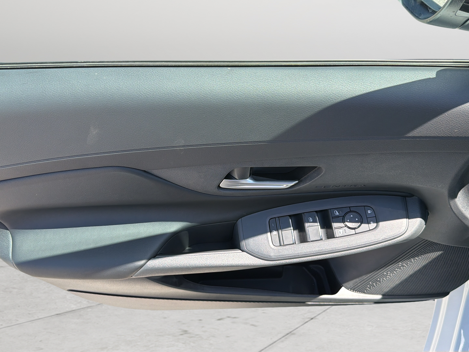 New 2027 White Nissan SV image 28