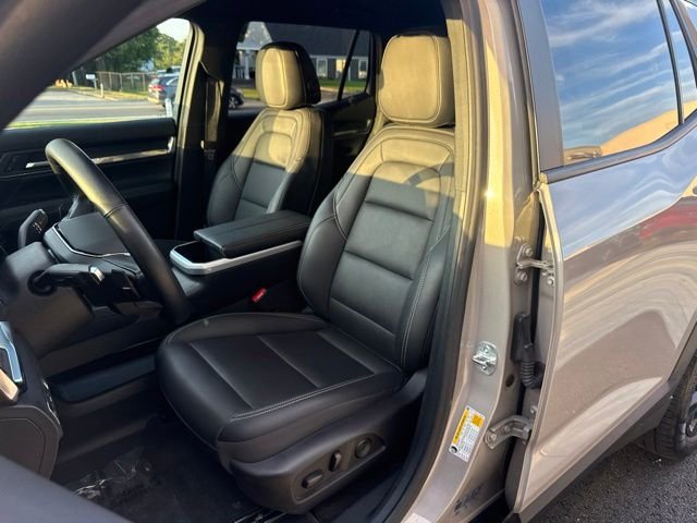 Used 2026 Gray GMC Elevation image 13