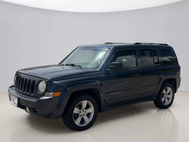 Pre-Owned 2014 Jeep Patriot LIMITED