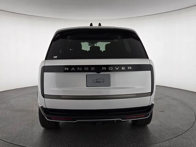 2026 Land Rover Range Rover SE - Photo 7