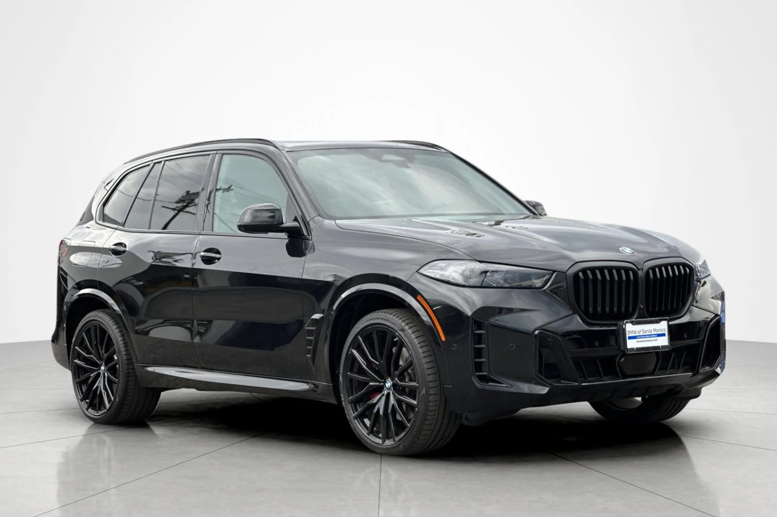 Used 2025 Black Sapphire Metallic BMW sDrive40i image 7