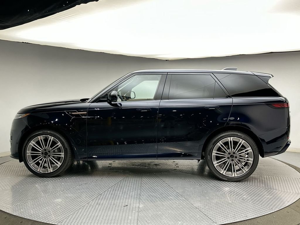 New 2026 Constellation Blue Ultra Metallic Gloss Land Rover Dynamic SE image 2