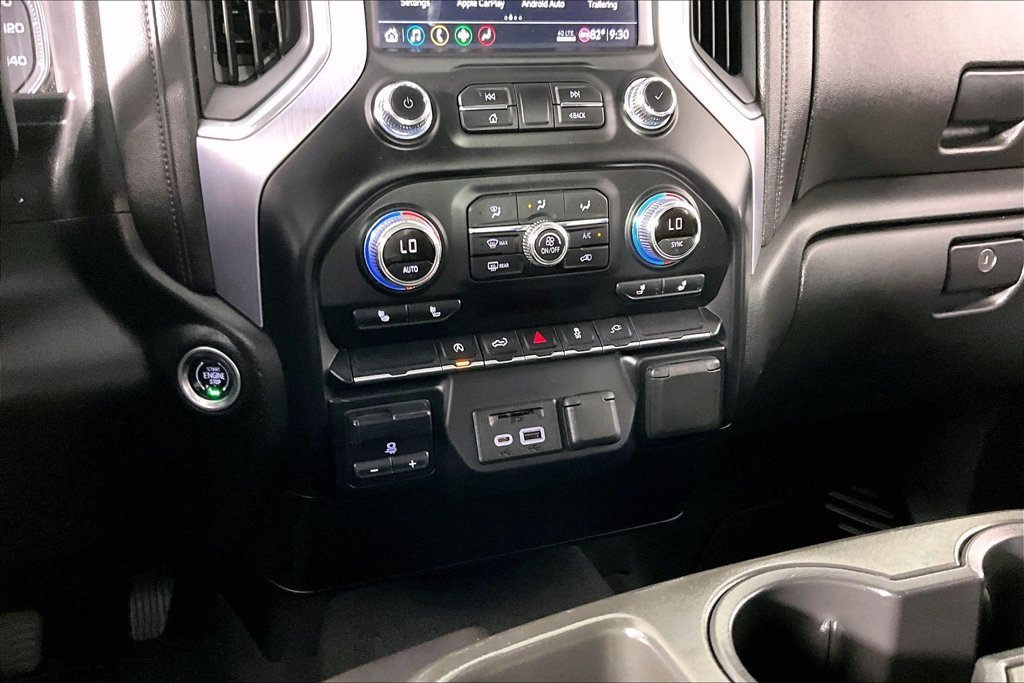 Used 2020 Black GMC SLE image 9