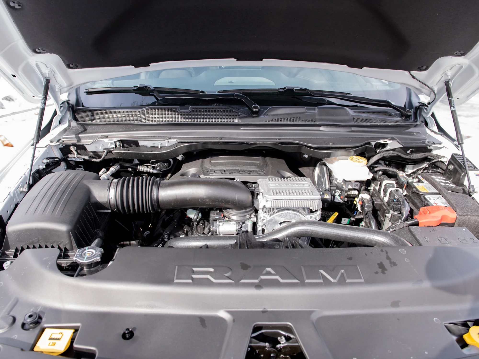 New 2026 White RAM Sport* Hemi V8 image 10