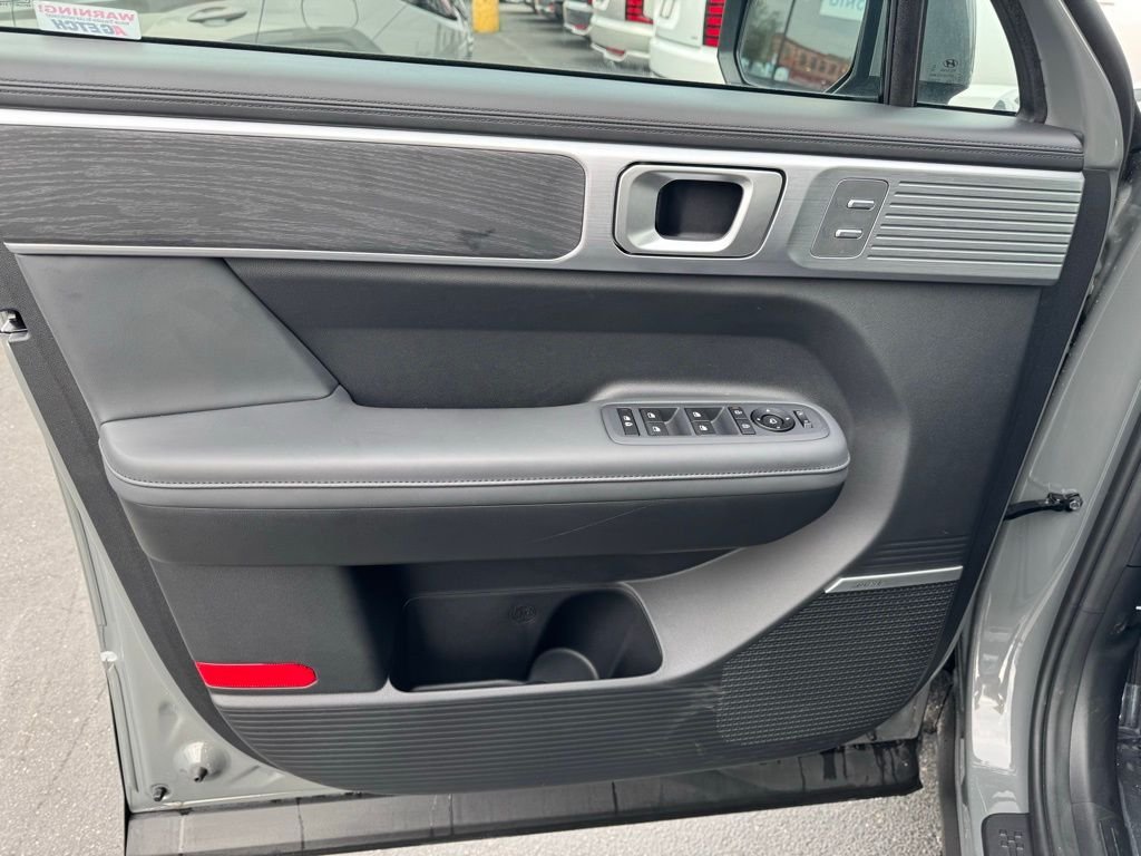 New 2025 Gray Hyundai Limited AWD image 11