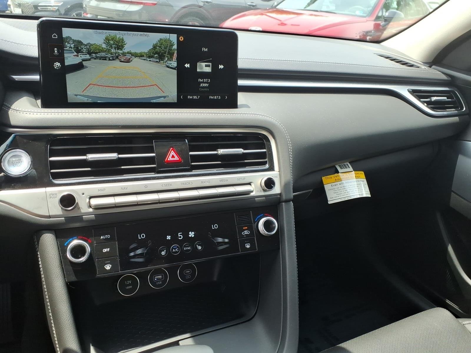 2025 GENESIS G70 Standard - Photo 32