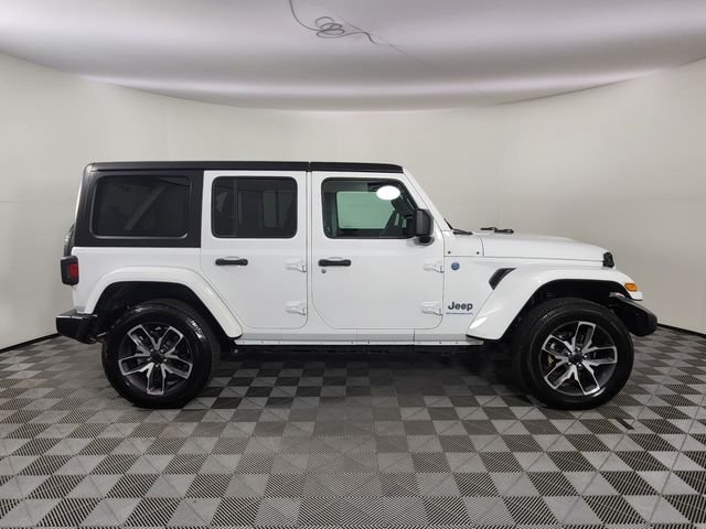 Used 2024 White Jeep Sport S 4xe image 6