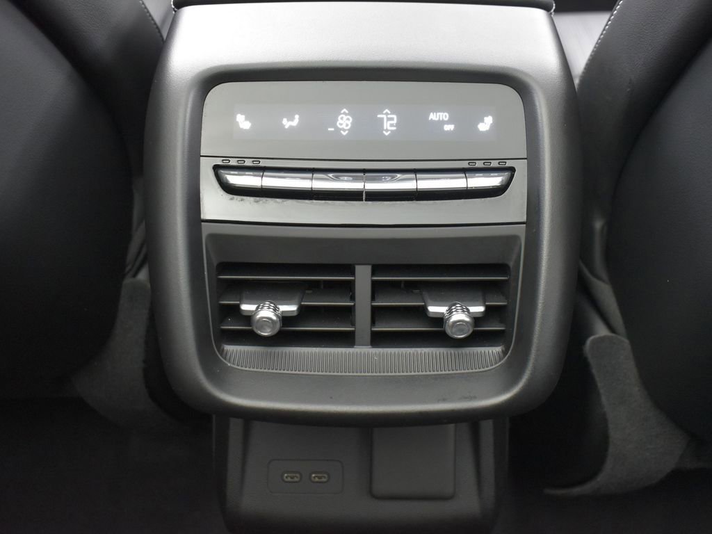 2024 CADILLAC LYRIQ - Image 24