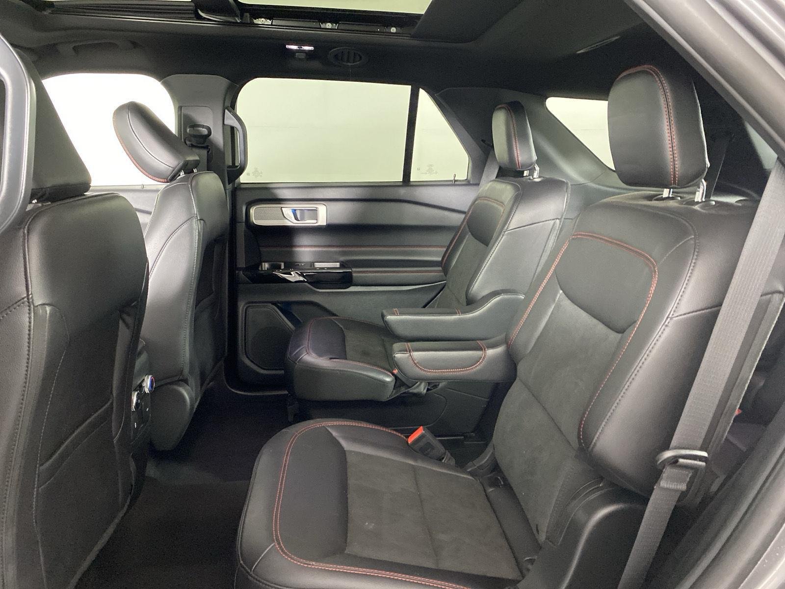 Used 2023 Carbonized Gray Ford ST-Line image 28