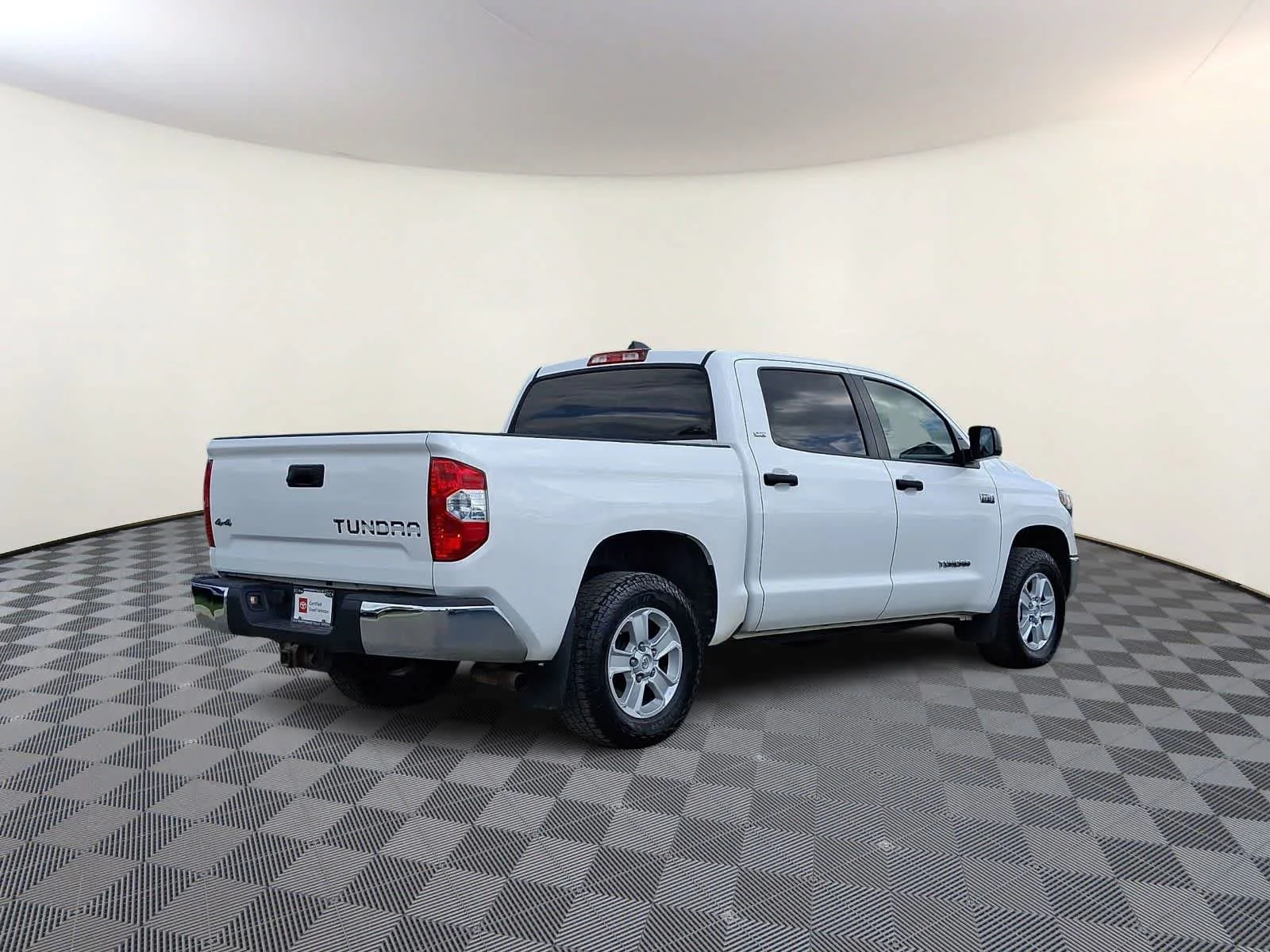 Certified Used 2021 Super White Toyota SR5 image 6