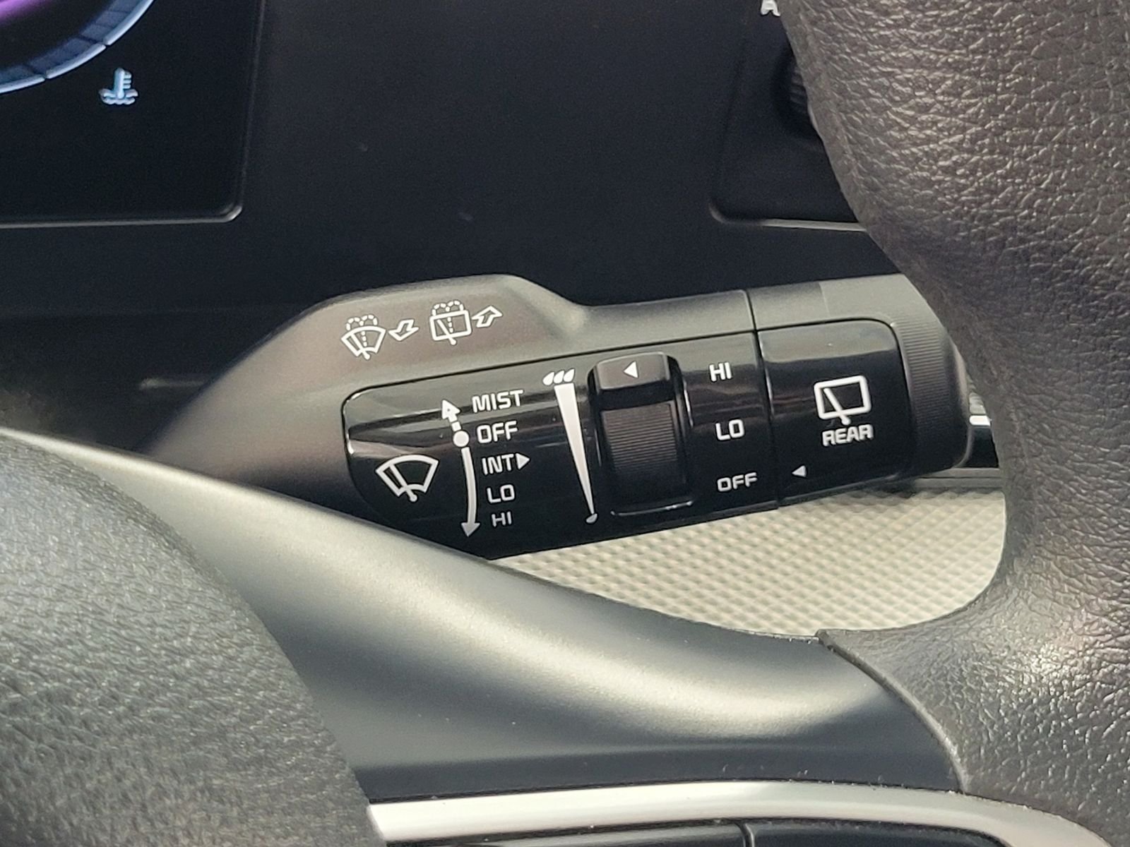 Used 2023 Black Kia LX image 18