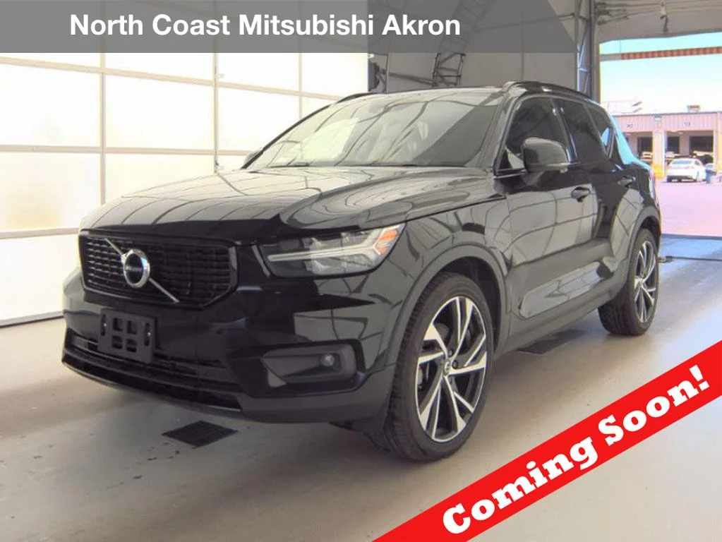 2021 Volvo XC40 T5 R-Design AWD's photo