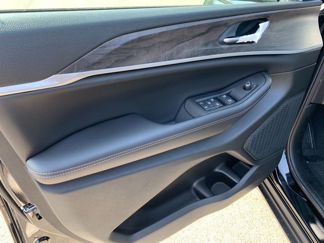 New 2027 High Gloss Black Jeep Laredo Altitude image 16