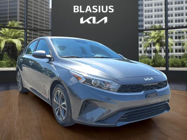 Used 2024 Gray Kia LXS image 7