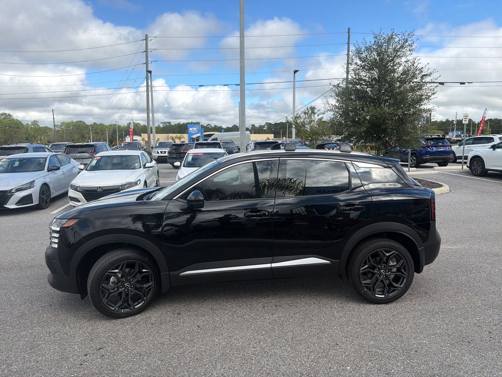 New 2026 Black Nissan SR image 5