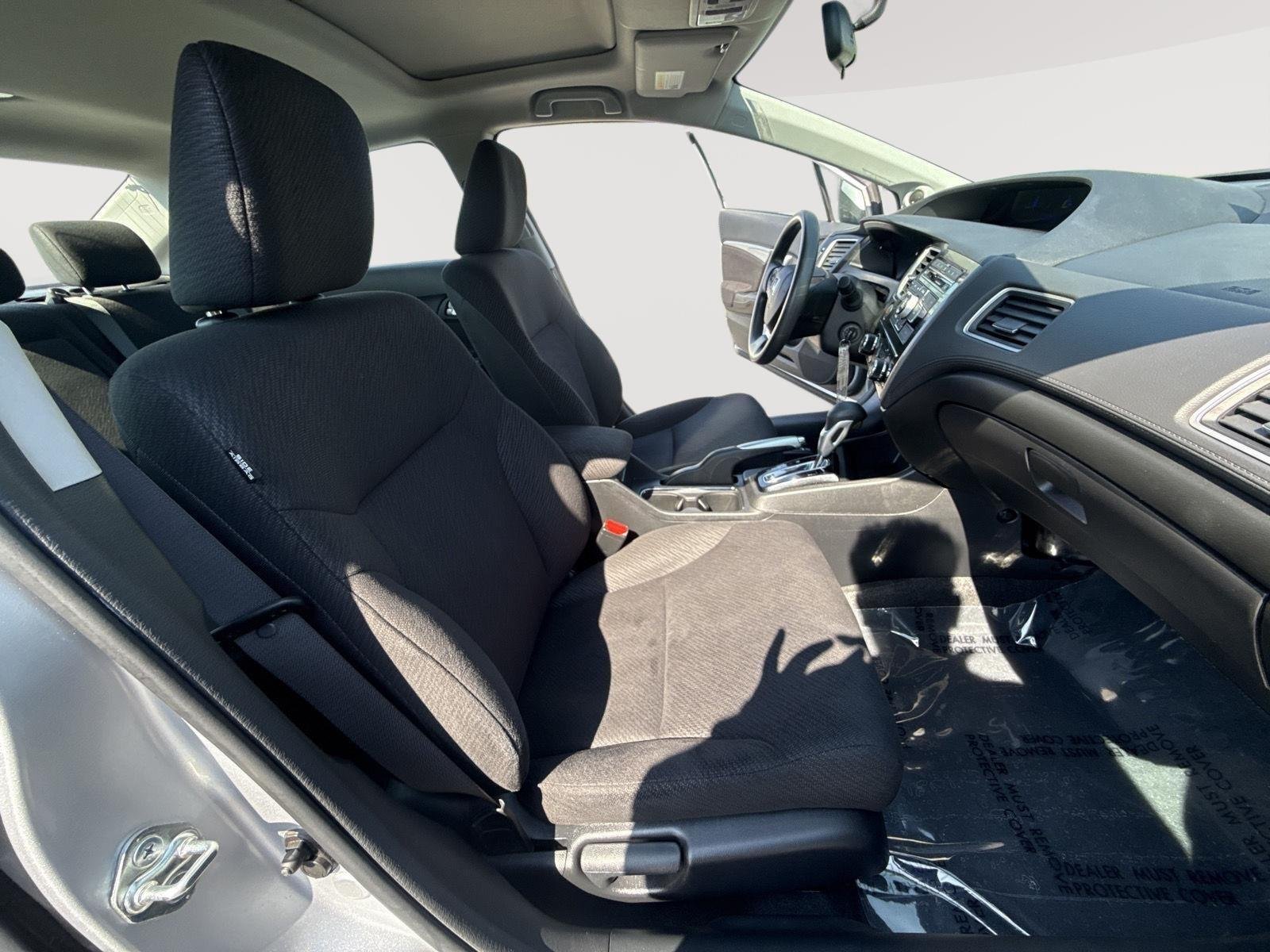 Used 2013 Alabaster Silver Metallic Honda EX image 24
